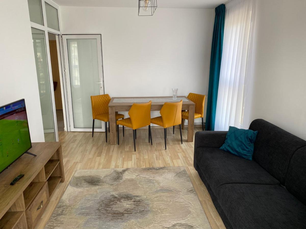 Smart Chic Brasov Apartment Bagian luar foto